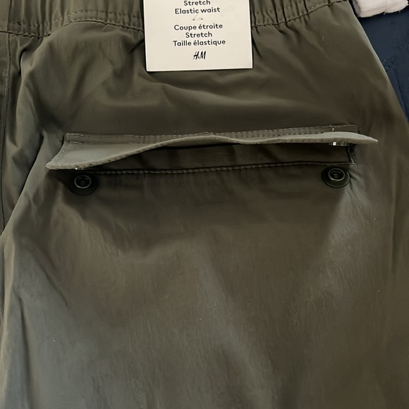 Brand New: H&M Joggers (slim fit). - Picture 5 of 6
